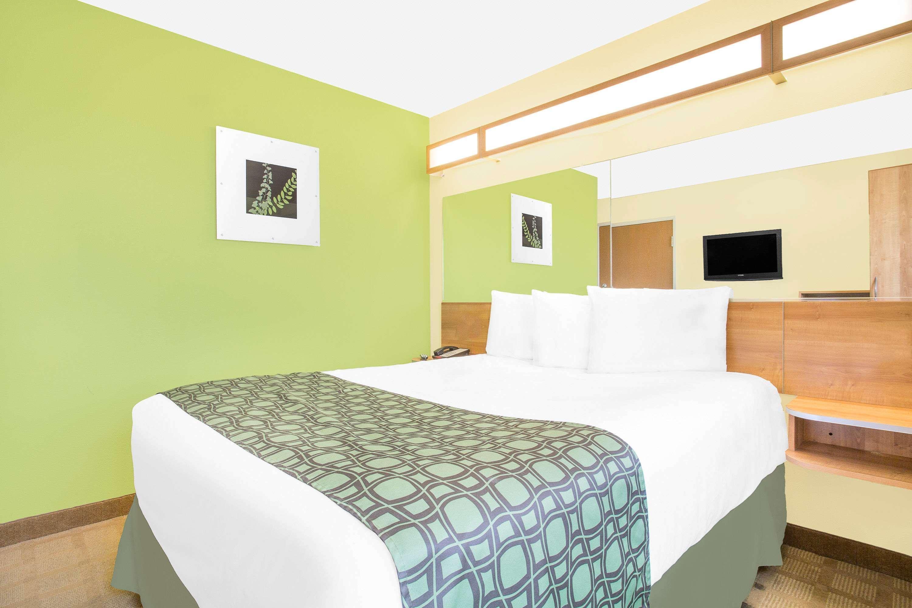 Microtel Inn & Suites By Wyndham Tuscumbia/Muscle Shoals Ngoại thất bức ảnh